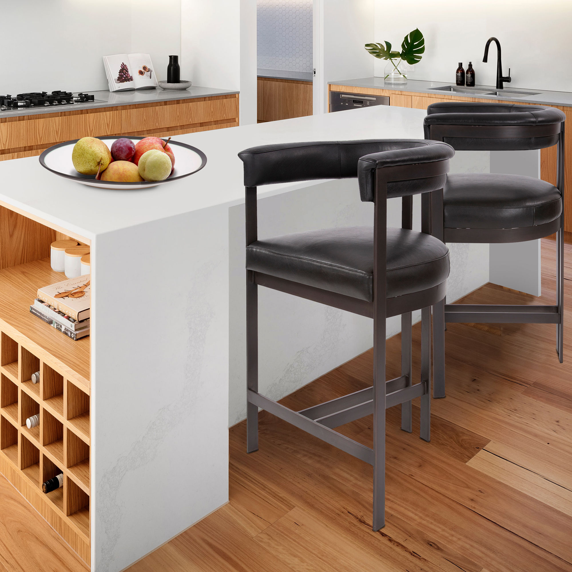 Kitchen bar deals stools and table